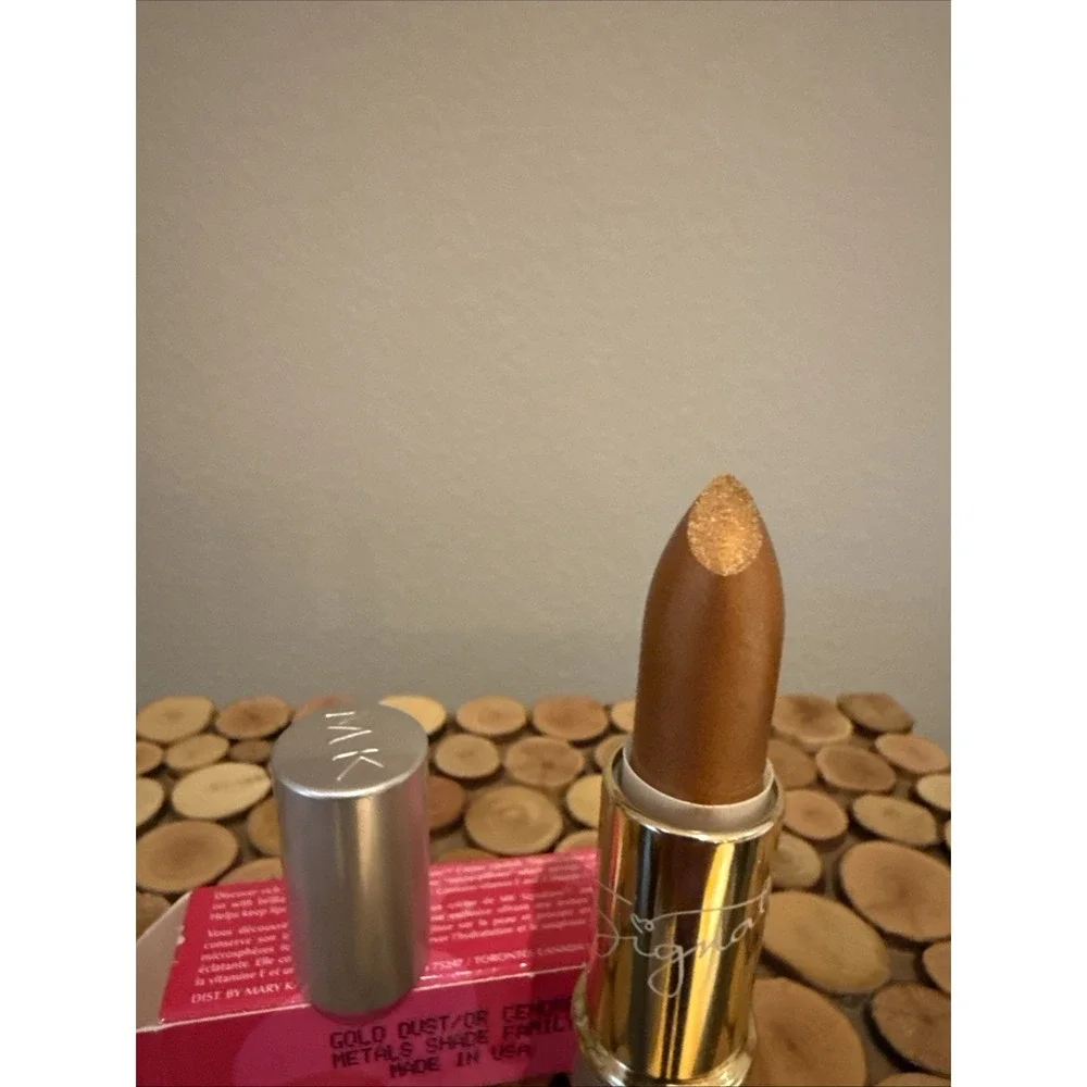 Mary Kay Signature Creme Lipstick GOLD DUST .13oz HTF Discontinued New Old Stock
